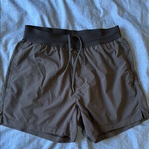 Rhone Mako Tech Black Athletic Shorts 5 Inseam Men’s M
